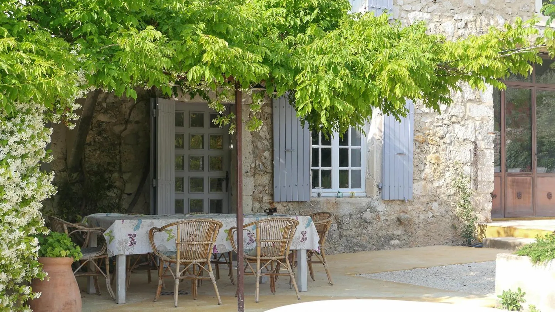 Les Rochettes Villa La Garde Adhemar 0*,